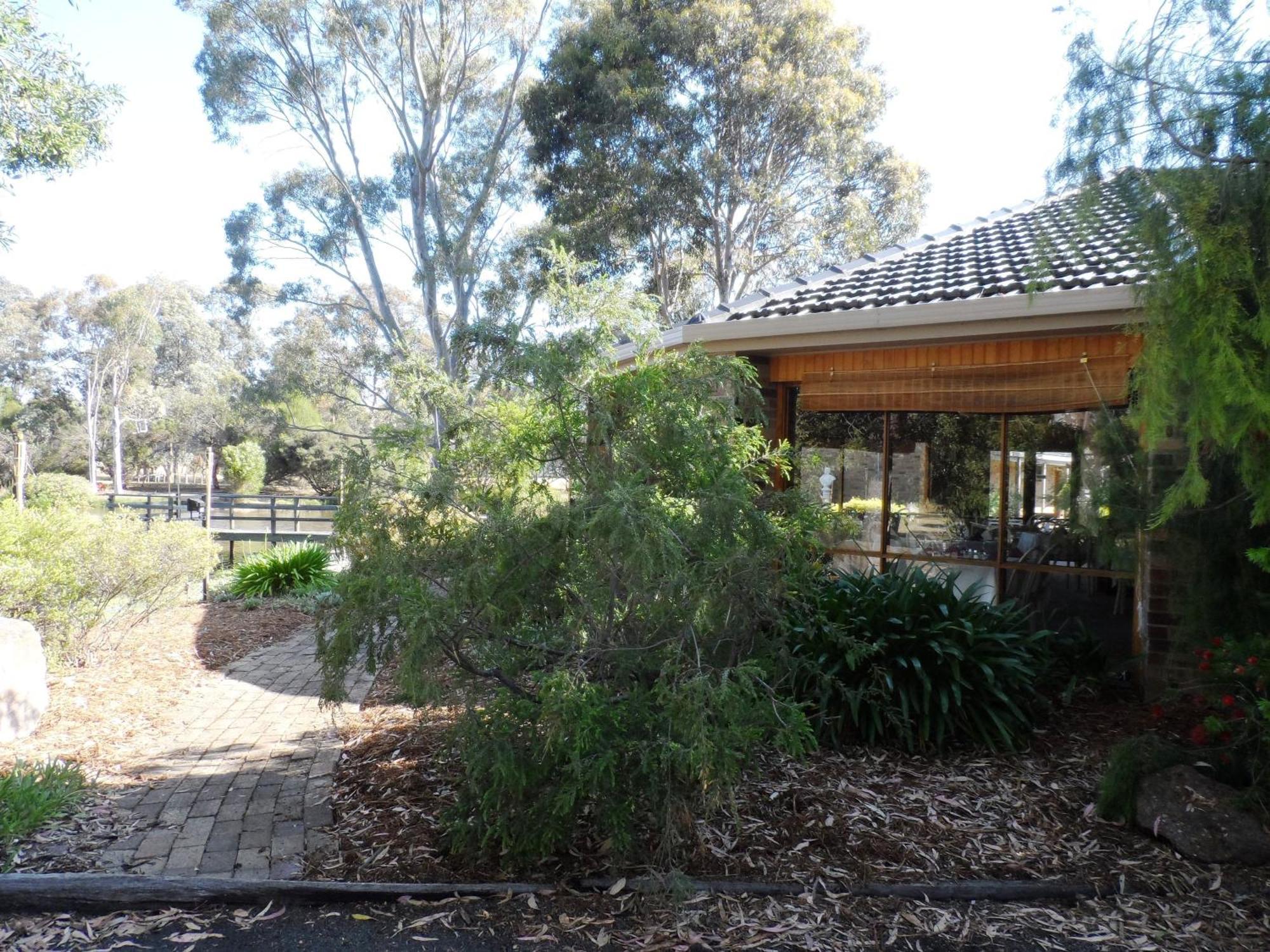 Magdala Motor Lodge & Lakeside Restaurant Stawell Eksteriør bilde