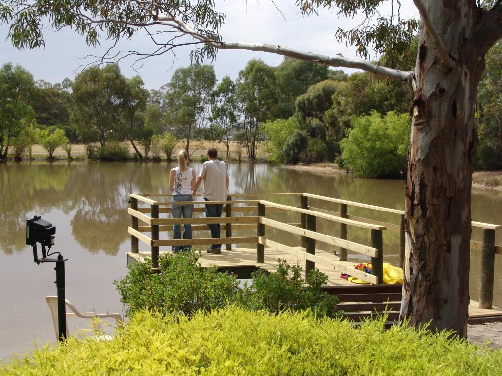 Magdala Motor Lodge & Lakeside Restaurant Stawell Eksteriør bilde